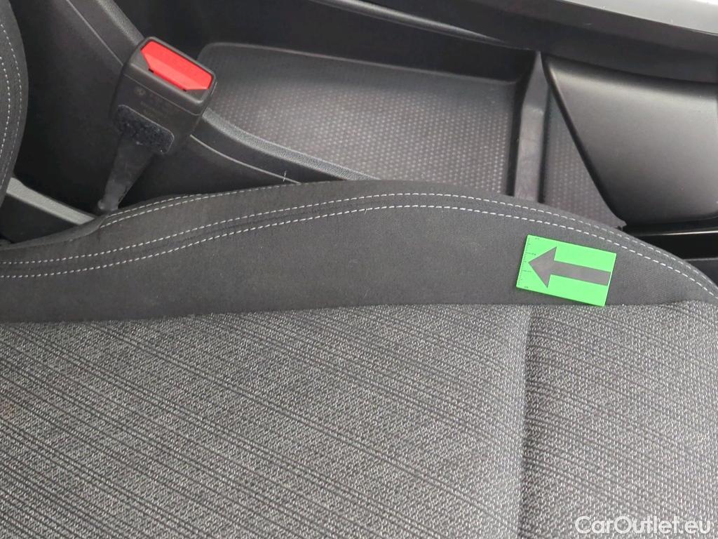  Bmw  X1 1.5 sDrive18i DCT #16
