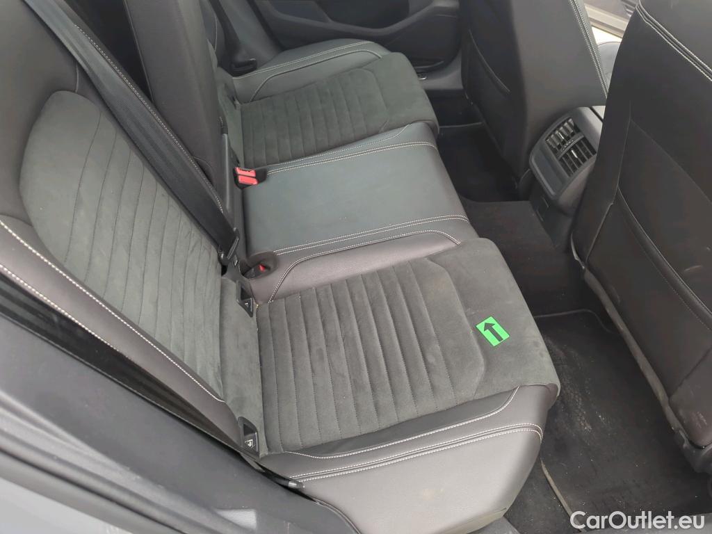  Volkswagen  Passat Highline 2.0 TDI DSG 150 CP #9