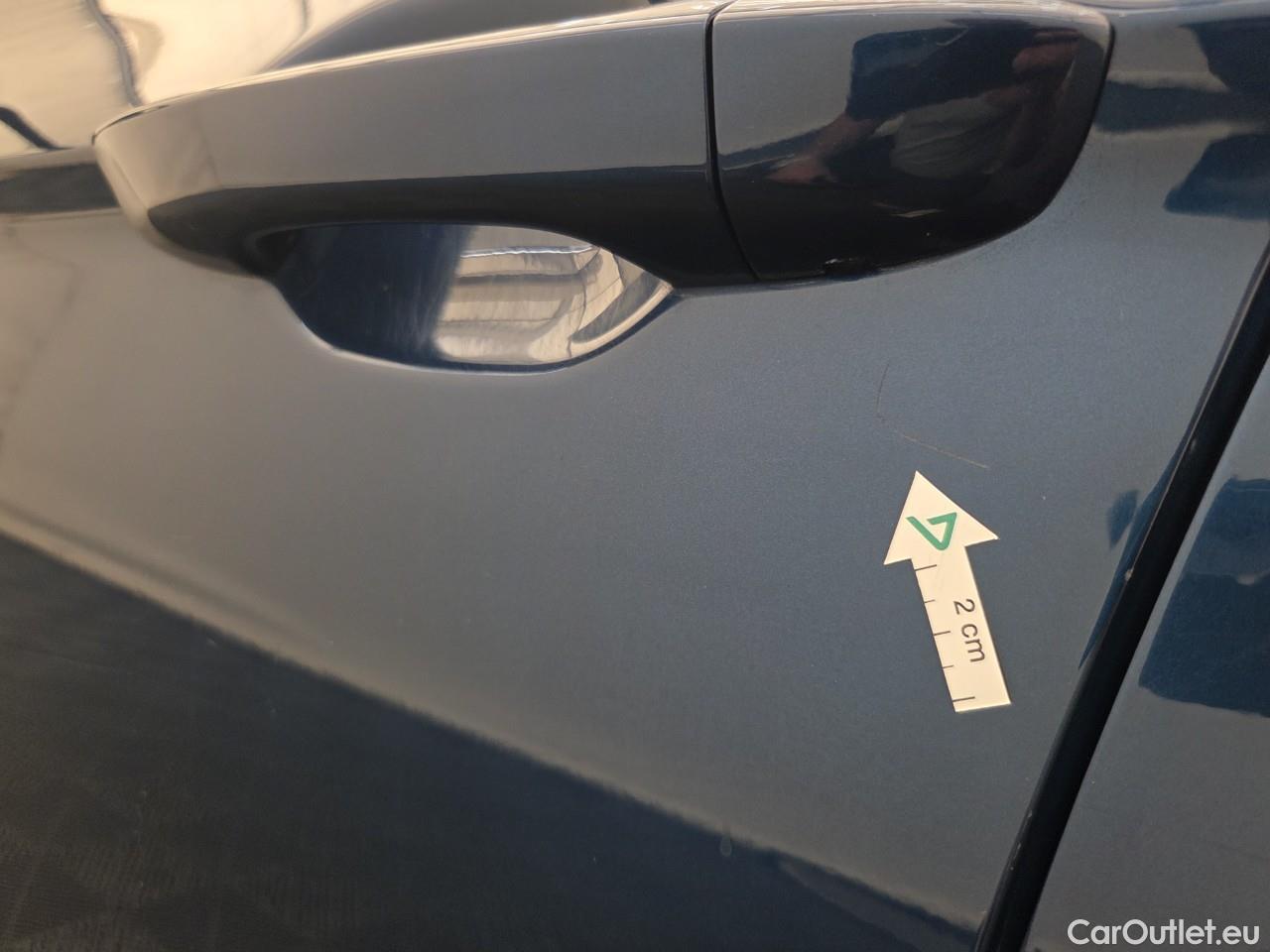  Volkswagen  Passat Var.Comfortline 2.0 TDI DSG 150 CP #2