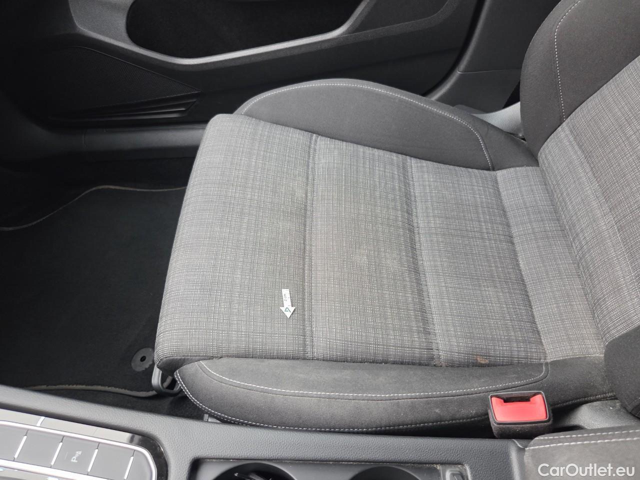  Volkswagen  Passat Var.Comfortline 2.0 TDI DSG 150 CP #38