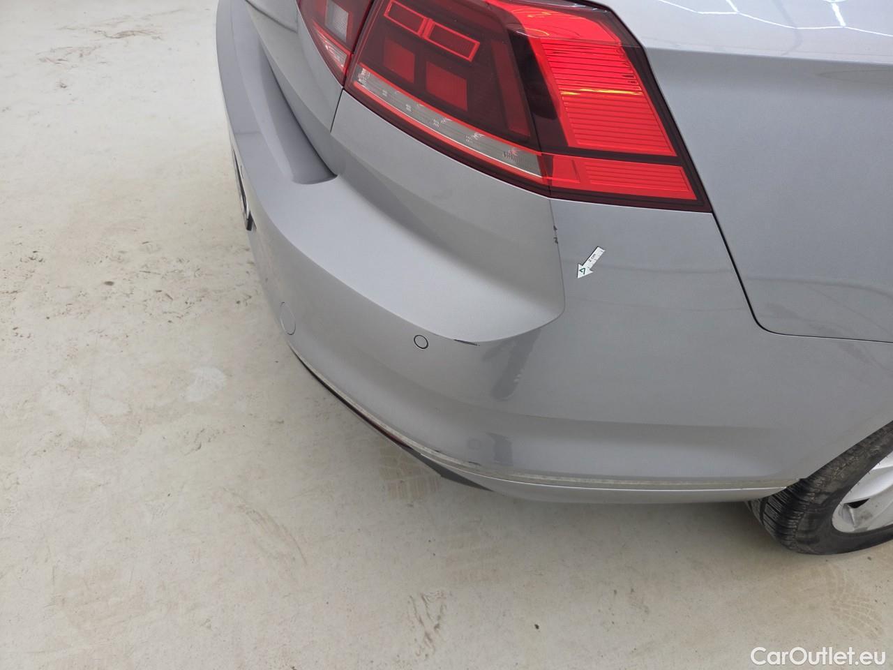  Volkswagen  Passat Highline 2.0 TDI DSG 150 CP #21