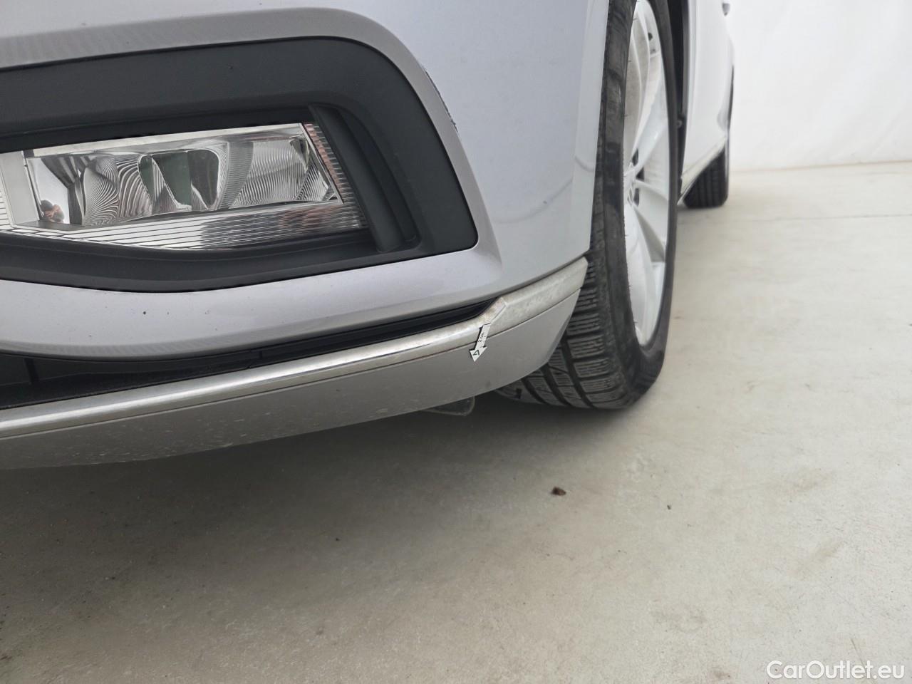 Volkswagen  Passat Highline 2.0 TDI DSG 150 CP #10