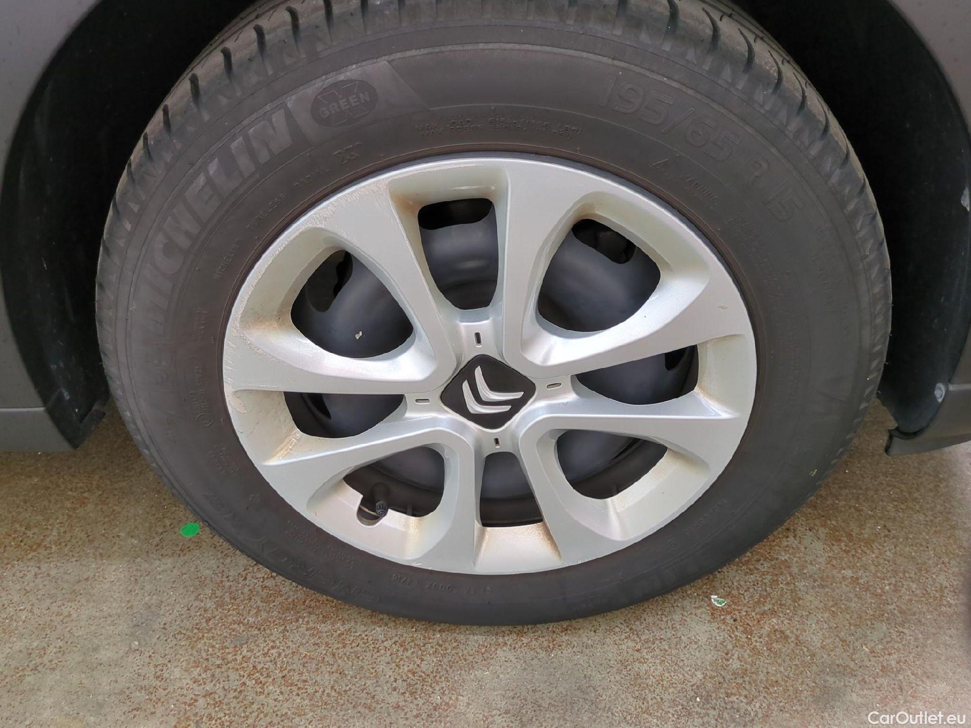  Citroen  C3 CITROEN  5p Berline PureTech 82 S&S BVM Feel Business #3