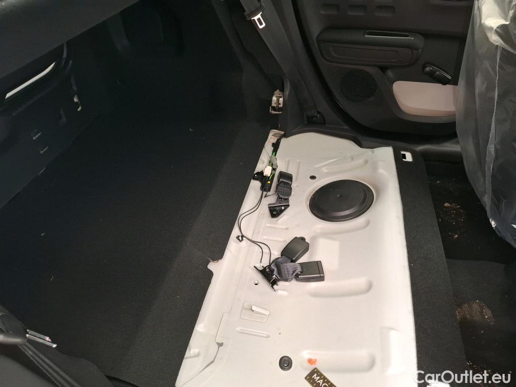  Citroen  C3  Shine 1.2 PureTech 80CV BVM5 6E #17