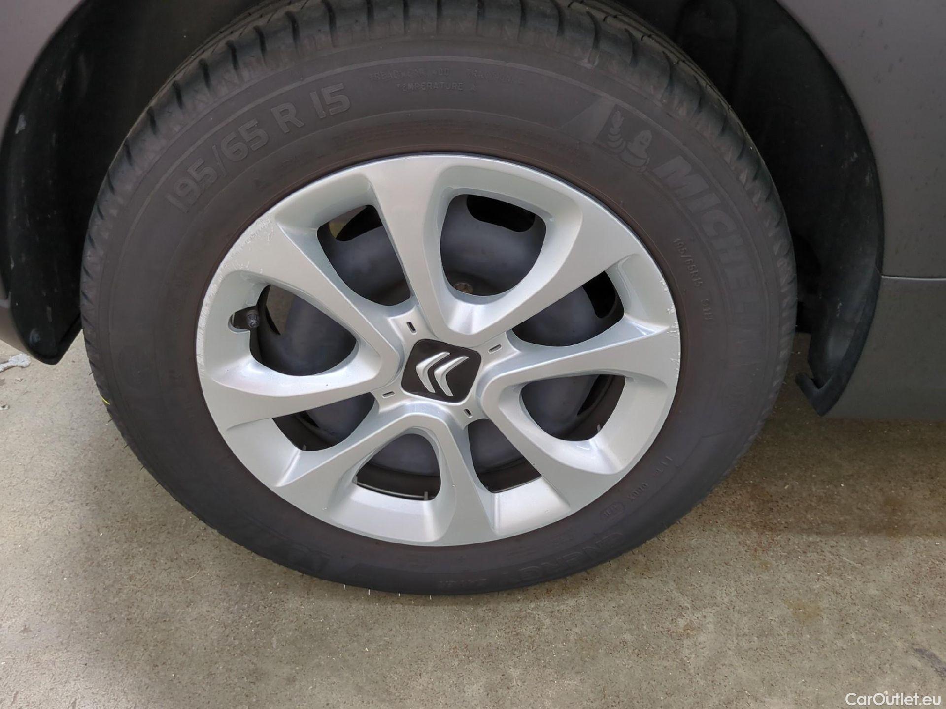  Citroen  C3 CITROEN  5p Berline PureTech 82 S&S BVM Feel Business #1