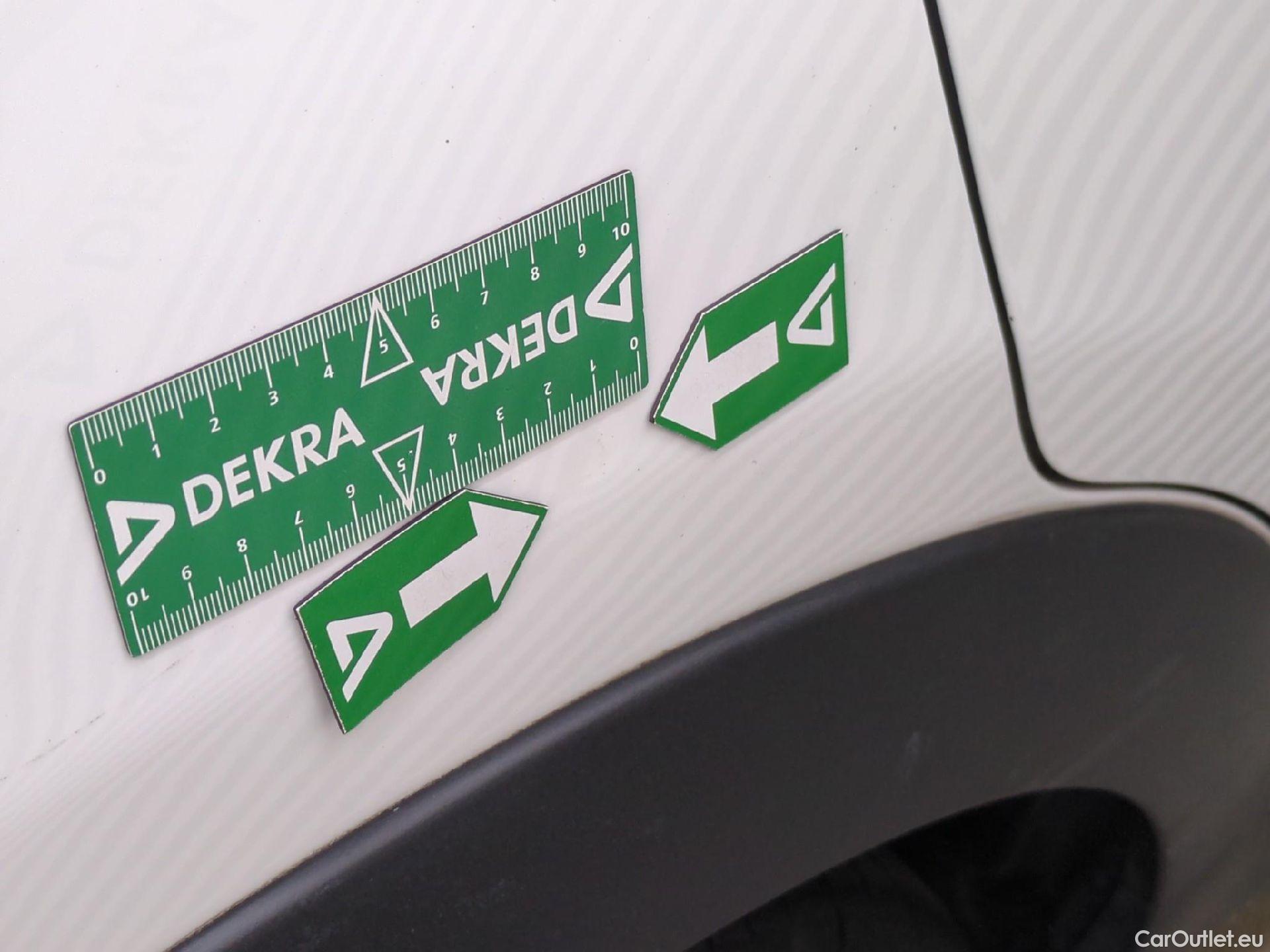  Citroen  C3 CITROEN  / 2020 / 5P / Berline PureTech 83 S&S BVM Feel Pack #13
