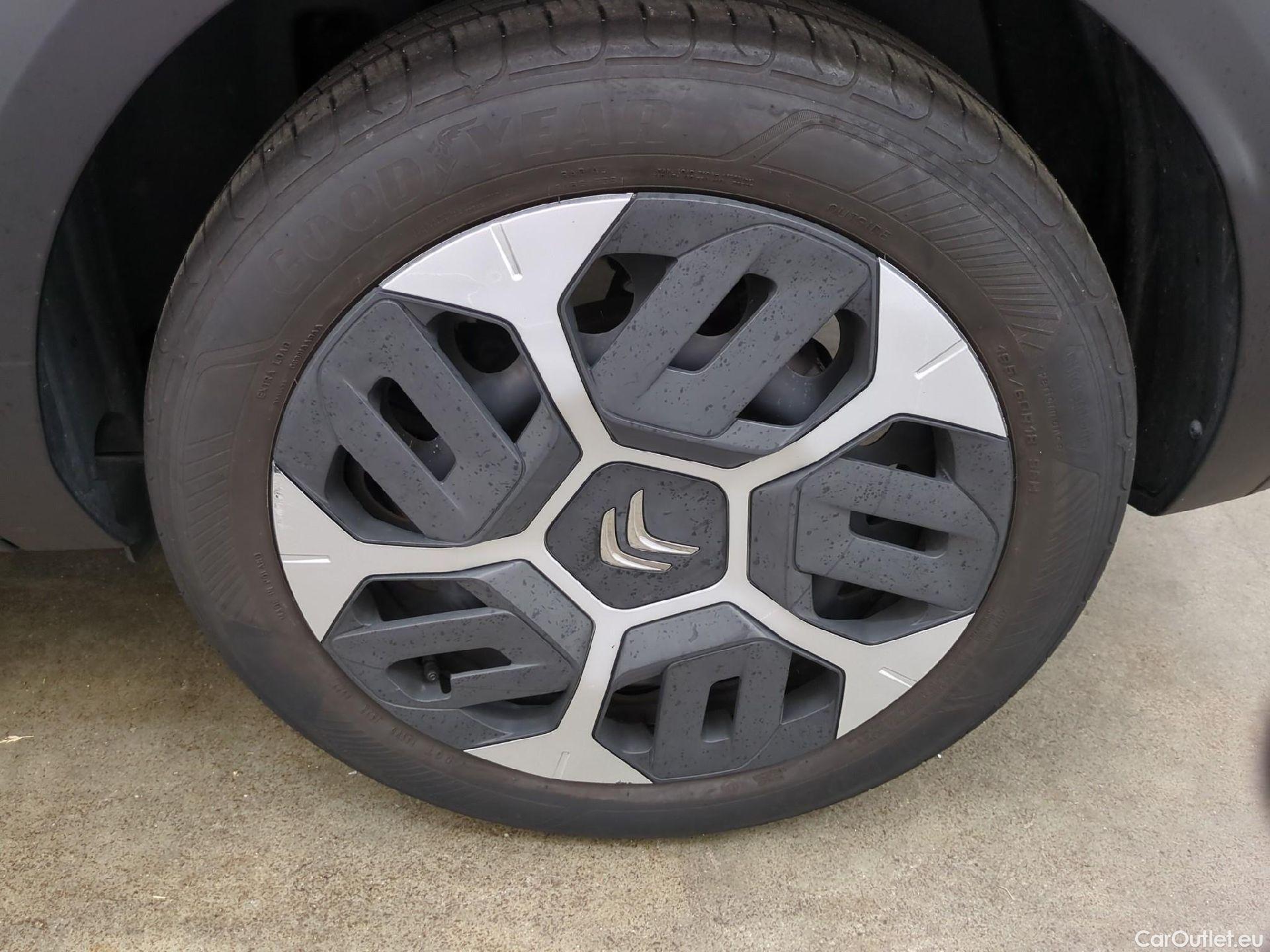  Citroen  C4  Berline Feel 1.2 PureTech 130CV BVA8 6E #11