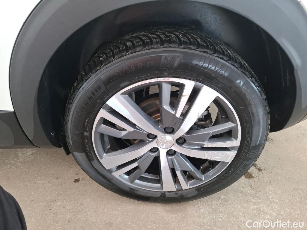  Peugeot  3008  Allure Pack 1.2 PureTech 130CV BVA8 E6d #4