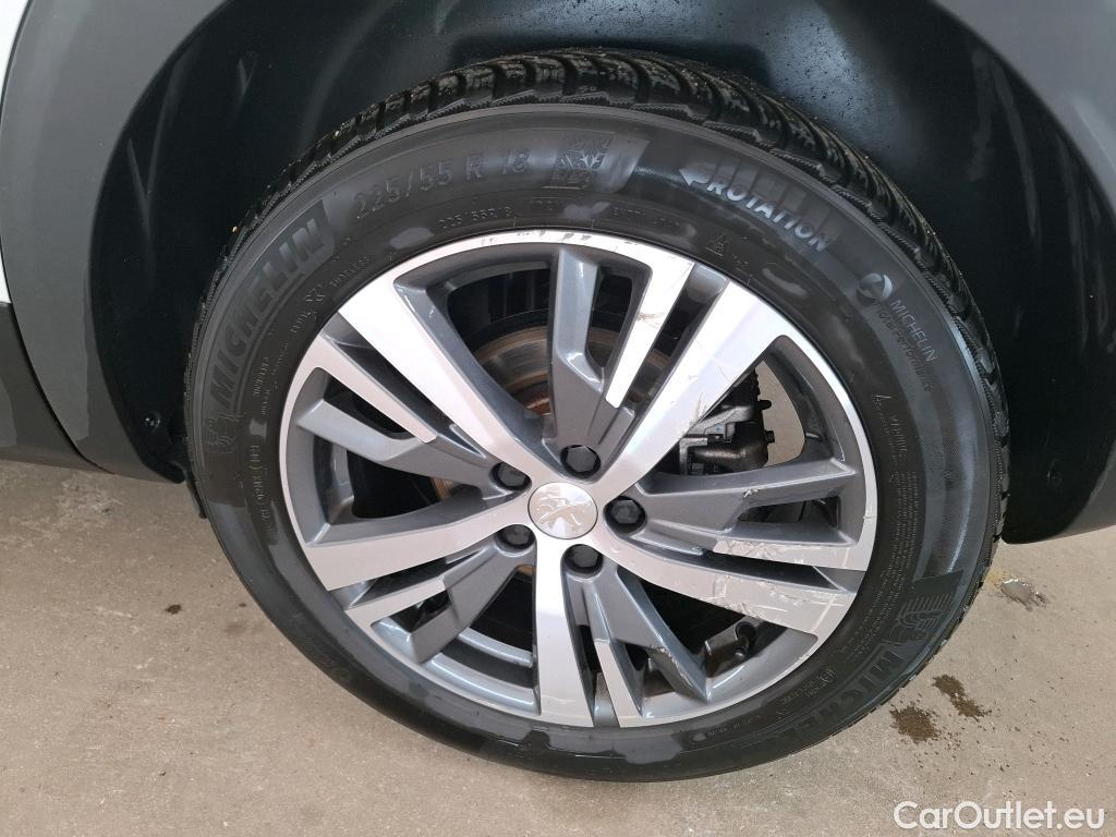  Peugeot  3008  Allure Pack 1.2 PureTech 130CV BVA8 E6d #33