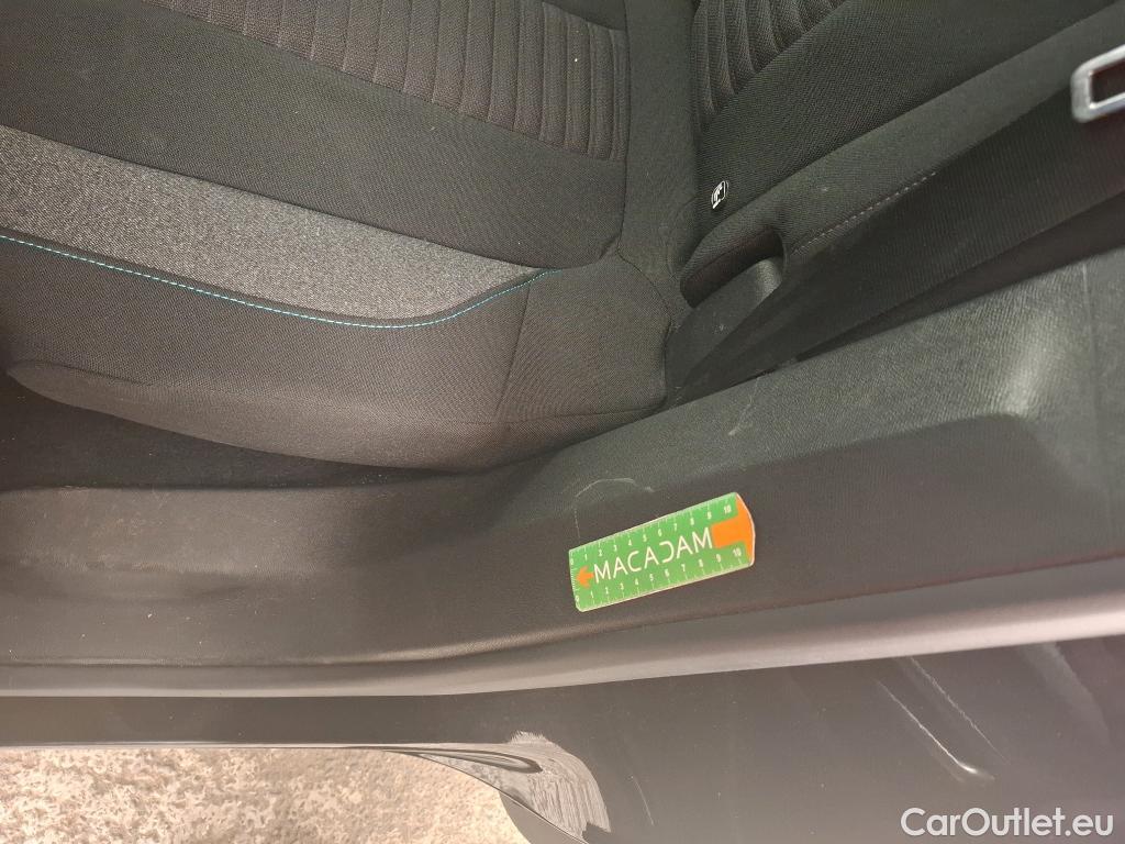  Peugeot  3008  II Active Pack 1.2 PureTech 130CV BVA8 E6d #53