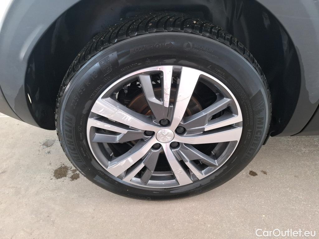  Peugeot  3008  Allure Pack 1.2 PureTech 130CV BVA8 E6d #11