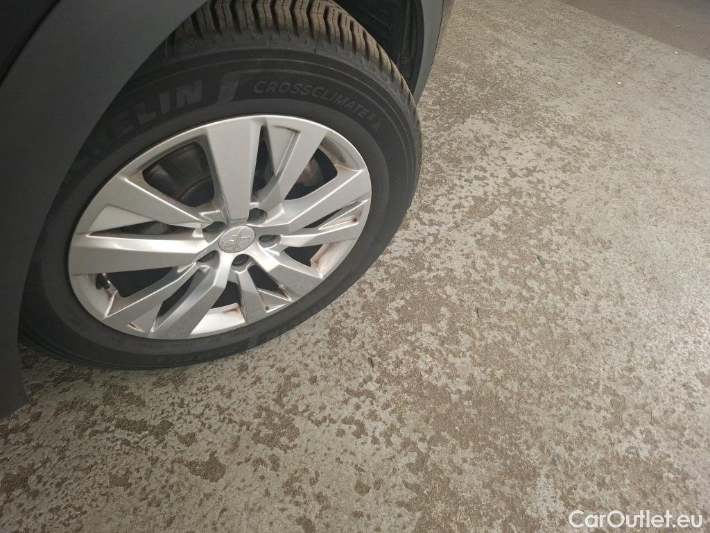  Peugeot  3008  II Active Pack 1.2 PureTech 130CV BVA8 E6d #86