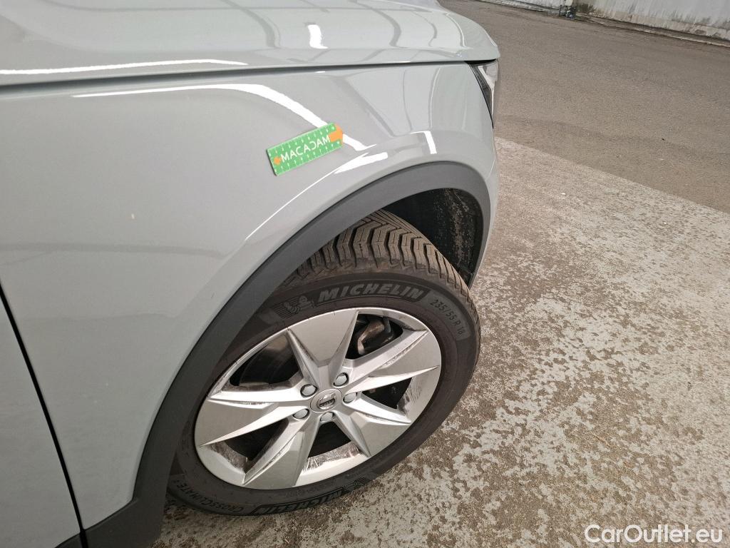  Volvo  XC 40 XC40 Momentum 2WD 2.0 #25