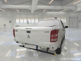  Mitsubishi  L200 MITSUBISHI  / 2015 / 4P / PICKUP 2.4 DI-D CLUB CAB INVITE #76