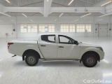  Mitsubishi  L200 MITSUBISHI  / 2015 / 4P / PICKUP 2.4 DI-D CLUB CAB INVITE #81