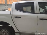 Mitsubishi  L200 MITSUBISHI  / 2015 / 4P / PICKUP 2.4 DI-D CLUB CAB INVITE #130