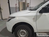  Mitsubishi  L200 MITSUBISHI  / 2015 / 4P / PICKUP 2.4 DI-D CLUB CAB INVITE #196