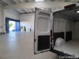  Peugeot  Boxer PEUGEOT  / 2023 / 4P / FURGONE 2.2 BLUEHDI 120 SeS 330 L2H2 #142