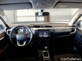  Toyota  Hilux TOYOTA  / 2020 / 4P / AUT.CABINA DOPPIA 2.4 D-4D A/T DC 4WD LOUNGE #3