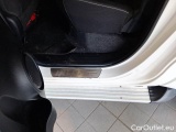  Toyota  Hilux TOYOTA  / 2020 / 4P / AUT.CABINA DOPPIA 2.4 D-4D A/T DC 4WD LOUNGE #121