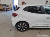  Renault  Clio RENAULT  / 2019 / 5P / BERLINA 1.6 E-TECH FULL HYBRID 103KW EVOLUTION #47