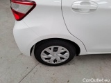  Toyota  Yaris TOYOTA  / 2017 / 5P / BERLINA 1.5 HYBRID BUSINESS #18