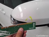  Toyota  Yaris TOYOTA  / 2017 / 5P / BERLINA 1.5 HYBRID BUSINESS #32