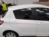  Toyota  Yaris TOYOTA  / 2017 / 5P / BERLINA 1.5 HYBRID BUSINESS #34