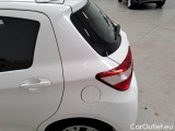  Toyota  Yaris TOYOTA  / 2017 / 5P / BERLINA 1.5 HYBRID BUSINESS #43