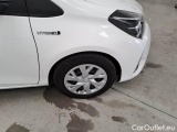  Toyota  Yaris TOYOTA  / 2017 / 5P / BERLINA 1.5 HYBRID BUSINESS #49