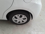  Toyota  Yaris TOYOTA  / 2017 / 5P / BERLINA 1.5 HYBRID BUSINESS #53