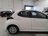  Toyota  Yaris TOYOTA  / 2020 / 5P / BERLINA HYBRID BUSINESS MY20 #46
