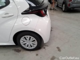  Toyota  Yaris TOYOTA  / 2020 / 5P / BERLINA HYBRID BUSINESS MY20 #58