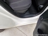  Toyota  Yaris TOYOTA  / 2020 / 5P / BERLINA HYBRID BUSINESS MY22 #104