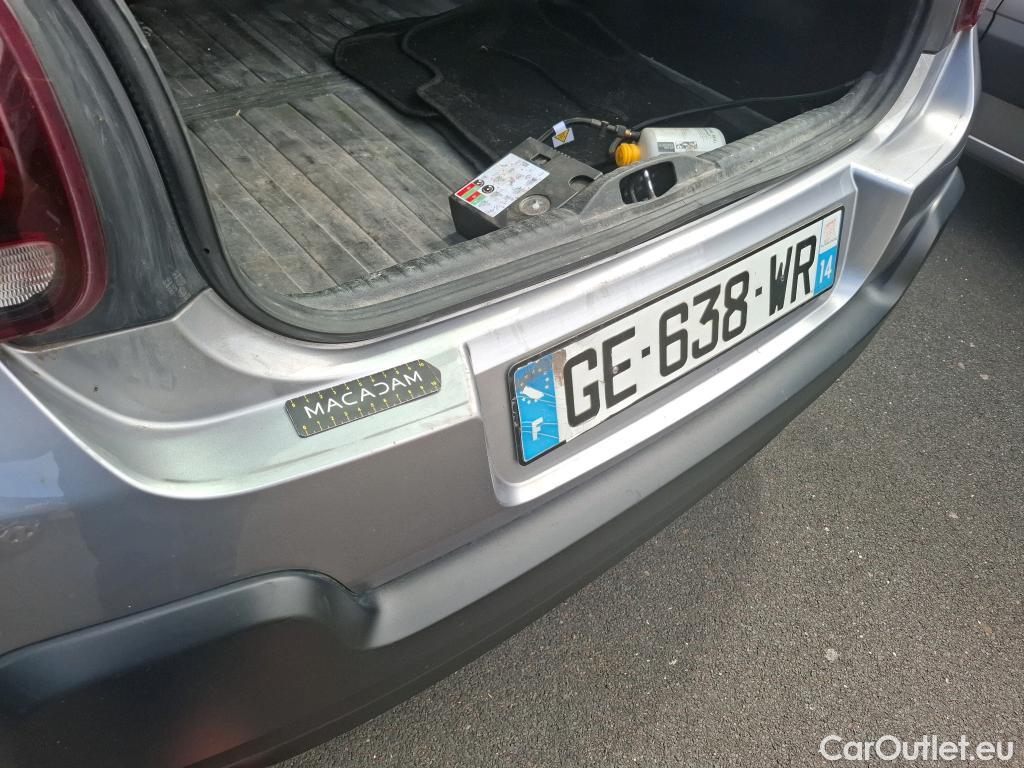  Citroen  C3  Société Feel 1.5 BlueHDI 100CV BVM6 E6d #3