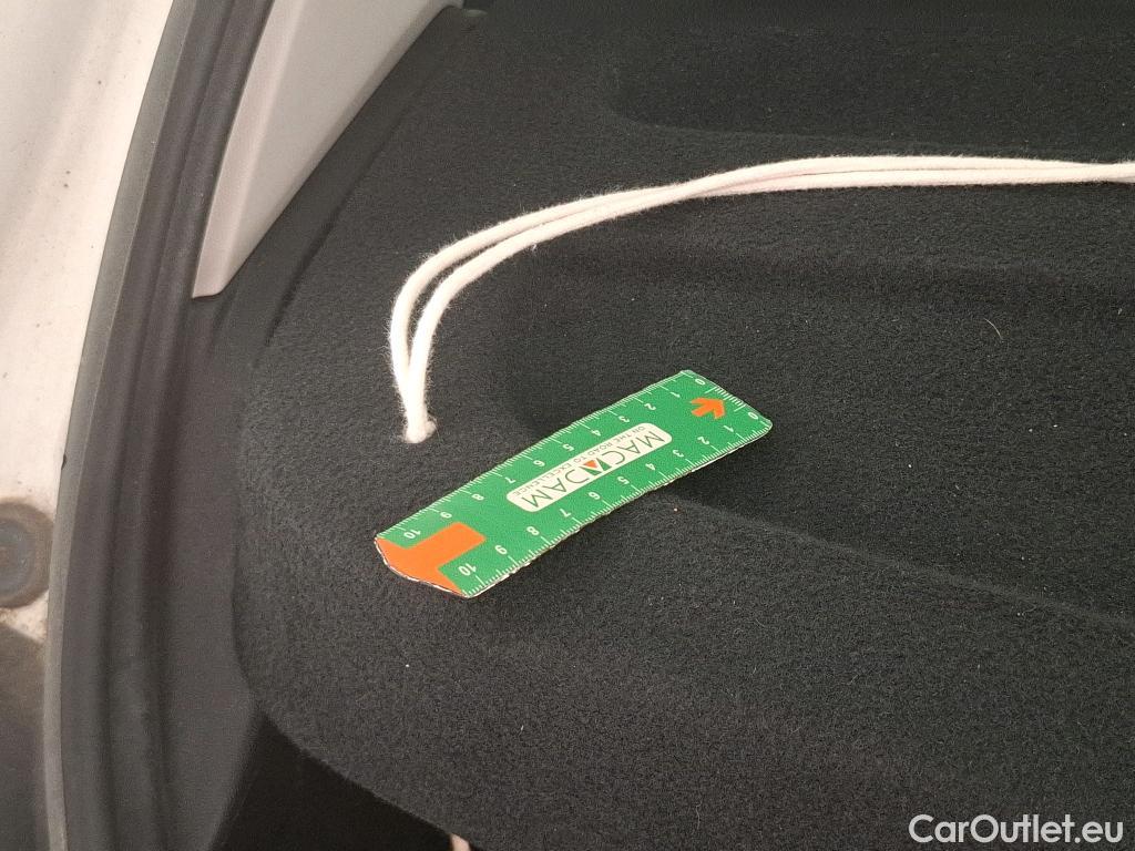  Citroen  C3  Société Feel Nav 1.5 BlueHDI 100CV BVM5 E6dT #20