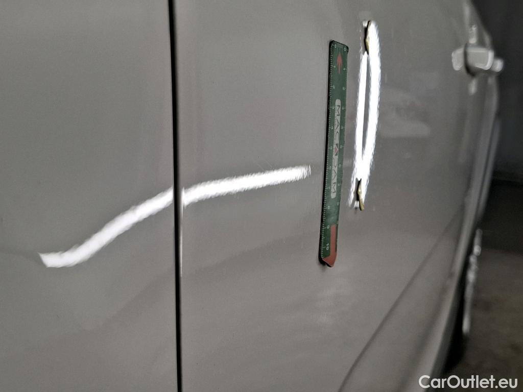  Citroen  C3  Société Feel Nav 1.5 BlueHDI 100CV BVM5 E6dT #2