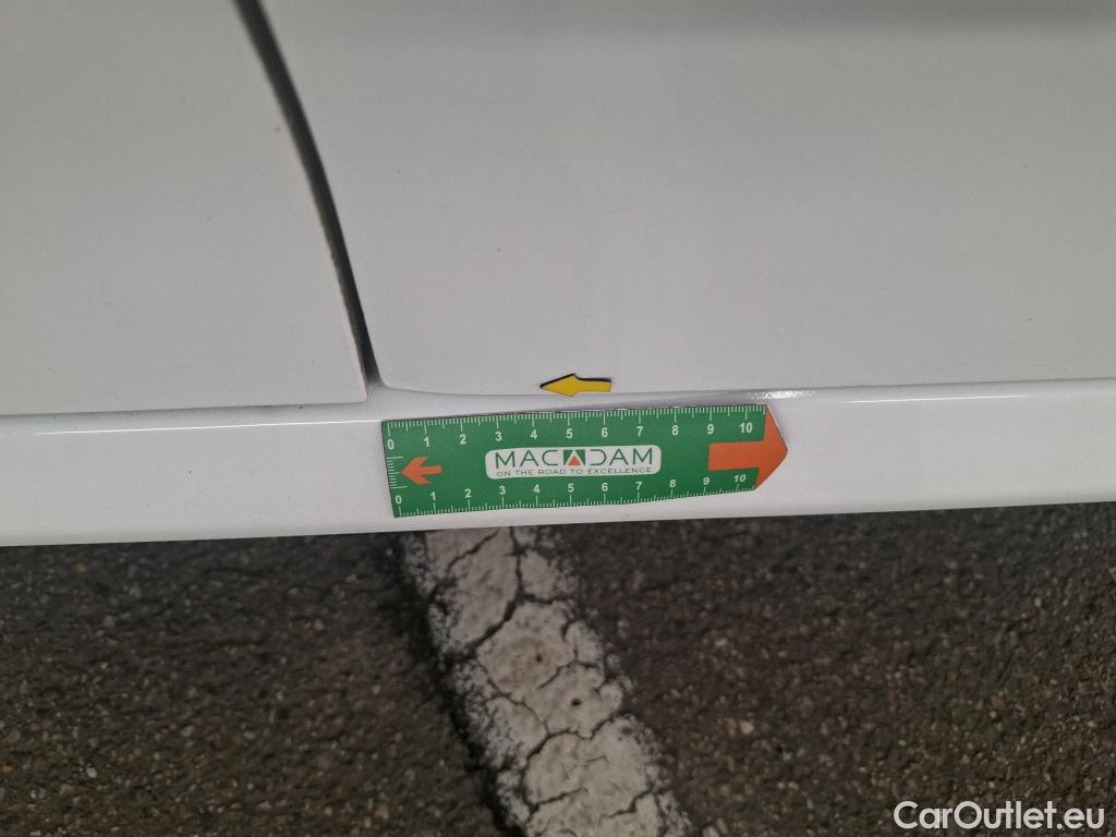  Peugeot  208  Style 1.2 PureTech 75CV BVM5 E6d #13