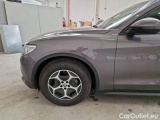  Alfa Romeo   STELVIO ALFA ROMEO / 2017 / 5P / SUV 2.2 TD 160 CV SUPER BUSINESS AT8 RWD #62