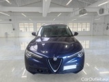  Alfa Romeo   STELVIO ALFA ROMEO / 2017 / 5P / SUV 2.2 TURBO DIESEL 190CV EXECUTIVE AT8 Q4 #6