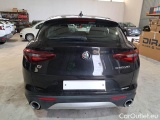  Alfa Romeo   STELVIO ALFA ROMEO / 2017 / 5P / SUV 2.2 TURBO DIESEL 190CV BUSINESS AT8 Q4 #74