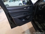  Alfa Romeo   STELVIO ALFA ROMEO / 2017 / 5P / SUV 2.2 TURBO DIESEL 190CV BUSINESS AT8 Q4 #136