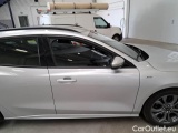  Ford  Focus FORD  / 2021 / 5P / STATION WAGON 1.5 ECOBLUE 120CV ST -LINE AUTO SW #44