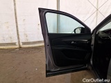 Peugeot  3008 PEUGEOT  / 2020 / 5P / SUV BLUEHDI 130 SeS ALLURE #103