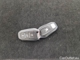  Peugeot  3008 PEUGEOT  / 2020 / 5P / SUV BLUEHDI 130 SeS ALLURE #131