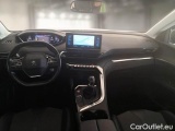  Peugeot  3008 PEUGEOT  / 2020 / 5P / SUV BLUEHDI 130 SeS ALLURE #3