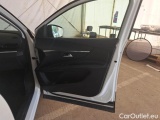  Peugeot  3008 PEUGEOT  / 2020 / 5P / SUV BLUEHDI 130 SeS ALLURE #89
