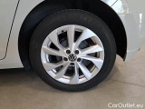  Volkswagen  Polo VOLKSWAGEN  / 2021 / 5P / BERLINA 1.0 TSI STYLE #18