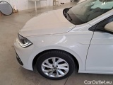  Volkswagen  Polo VOLKSWAGEN  / 2021 / 5P / BERLINA 1.0 TSI STYLE #76
