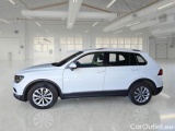  Volkswagen  Tiguan VOLKSWAGEN  / 2016 / 5P / SUV 2.0 TDI SCR 110KW BUSINESS BMT DSG #8